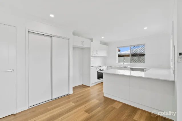 Elanora granny flat kitchen in white
